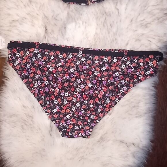 Women's Plus Printed Floral Bikini Swimsuit Bathing Suit Size XL (16W/18W) - Picture 4 of 7